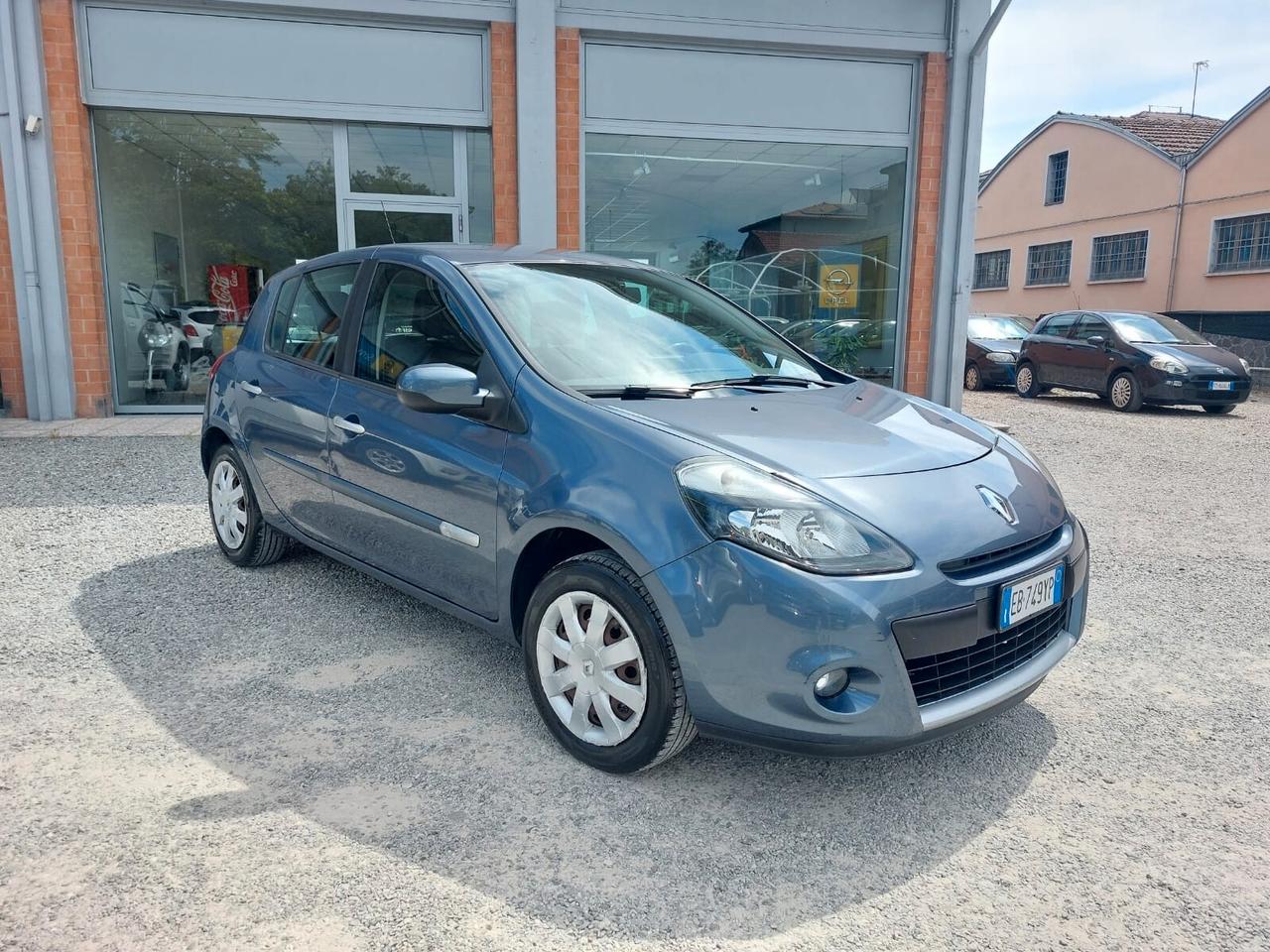 Renault Clio 1.2 16V 5 porte TOM TOM UNICO PROP