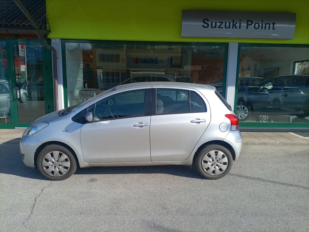 Toyota Yaris 1.3 5 porte Sol