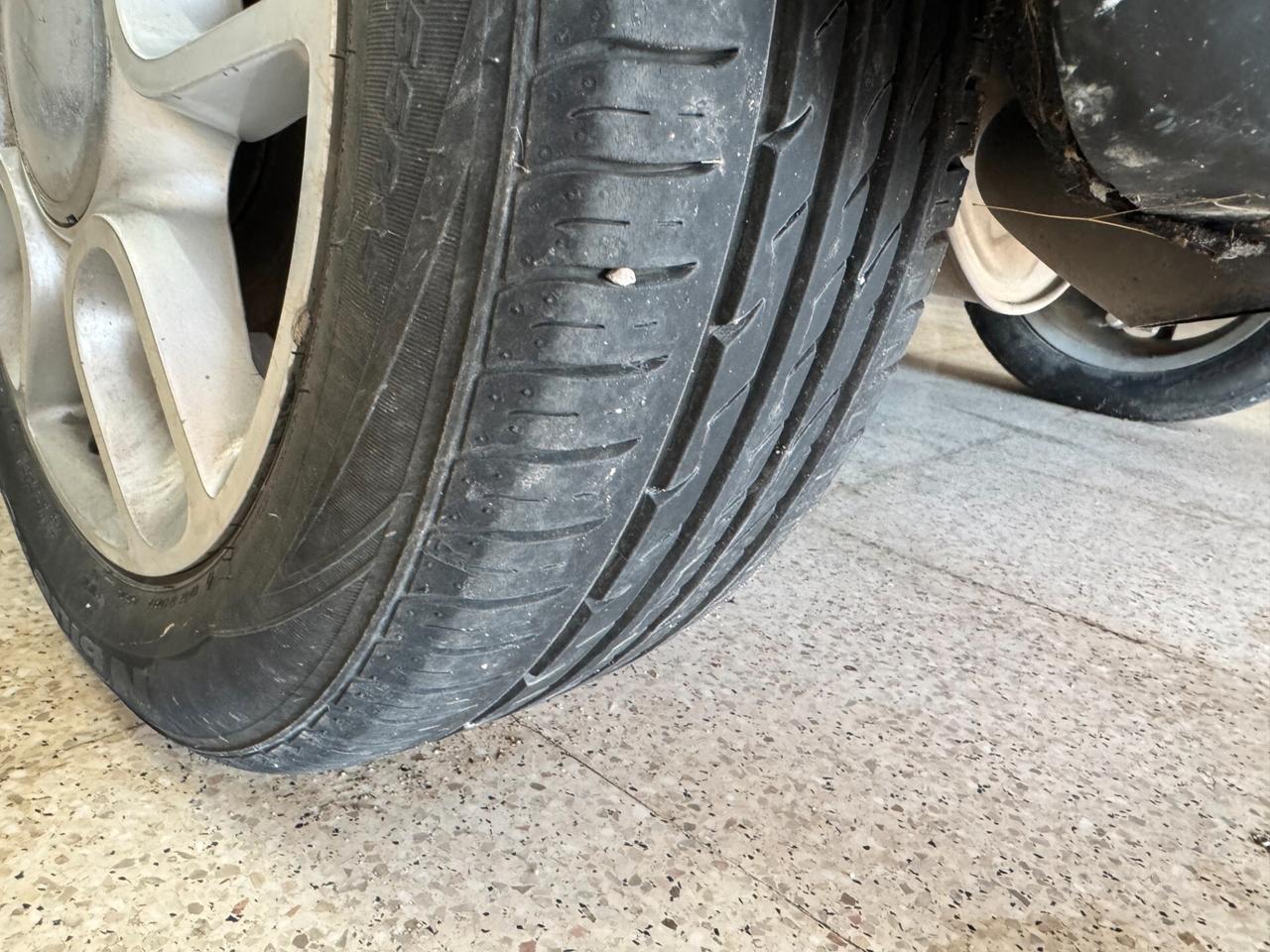 Lancia Ypsilon 1.3 MJT 90 CV Platino OK NEOPATENTATI