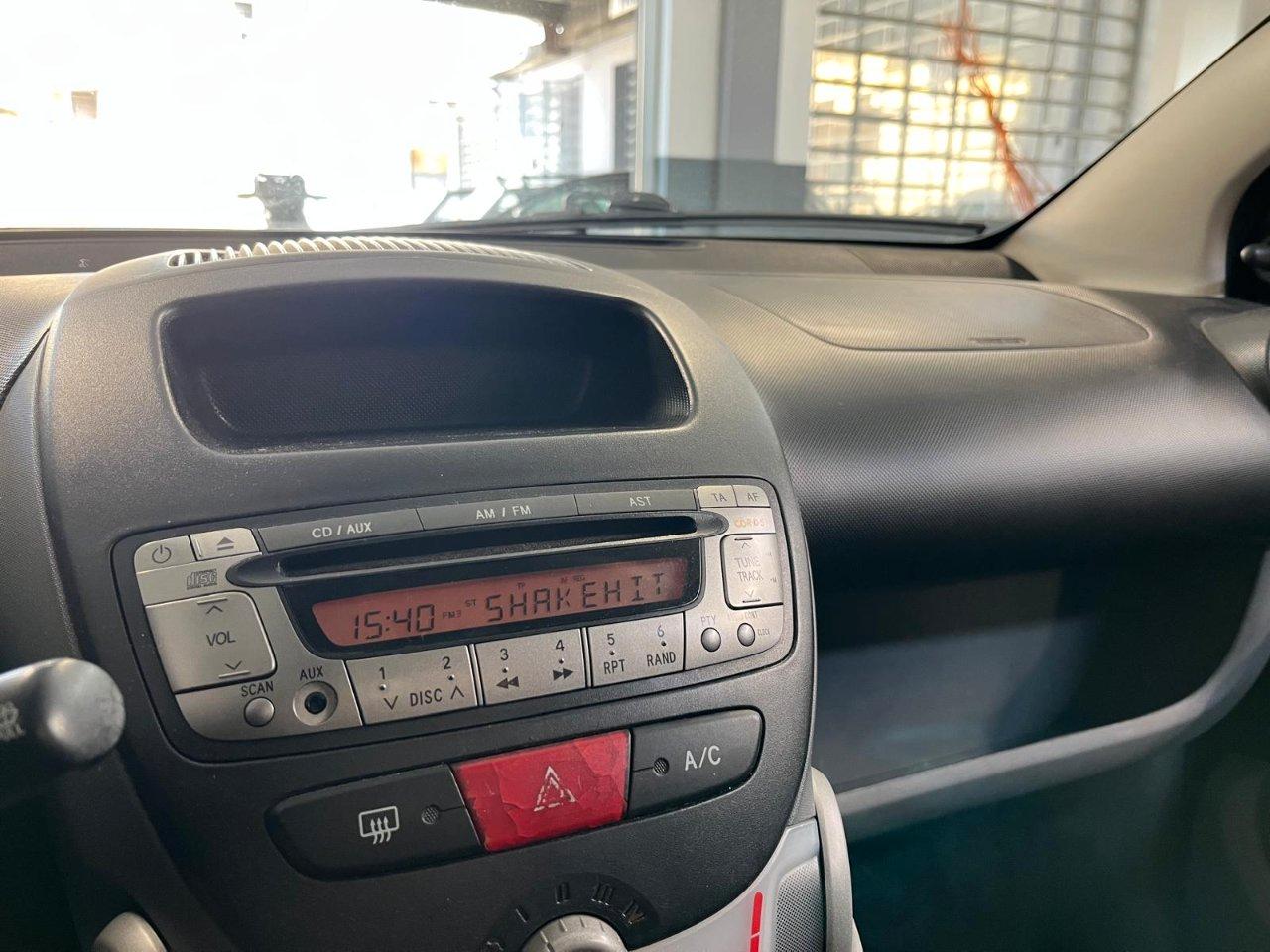 Peugeot 107 5 Porte 107 5p 1.0 12v Sweet Years