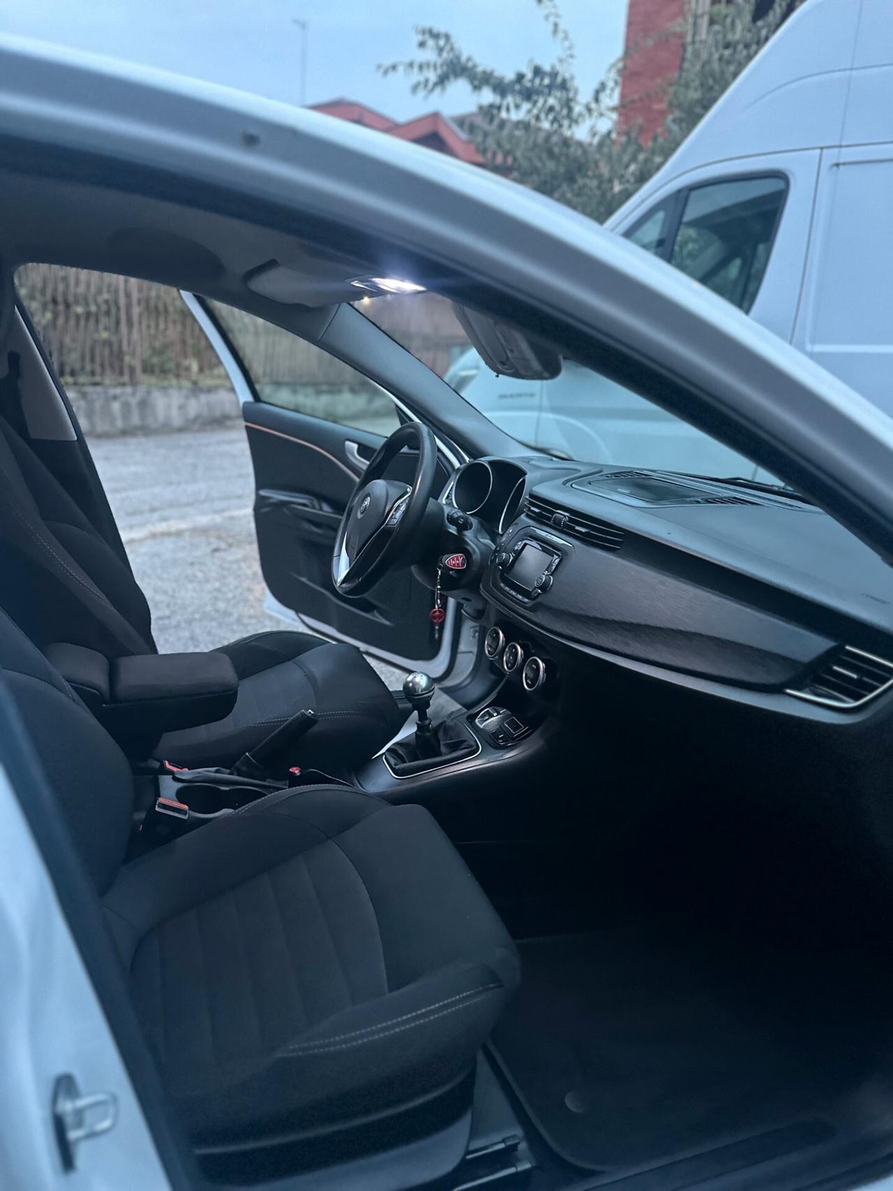 Alfa Romeo Giulietta 1.6 JTDm 120 CV Super