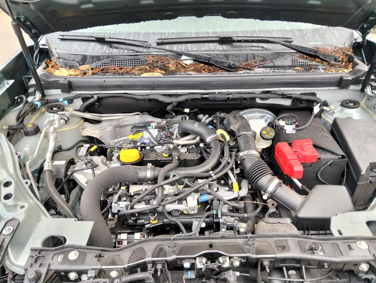 Dacia Duster 1.0 TCe GPL 4x2 2025 SINISTRATA