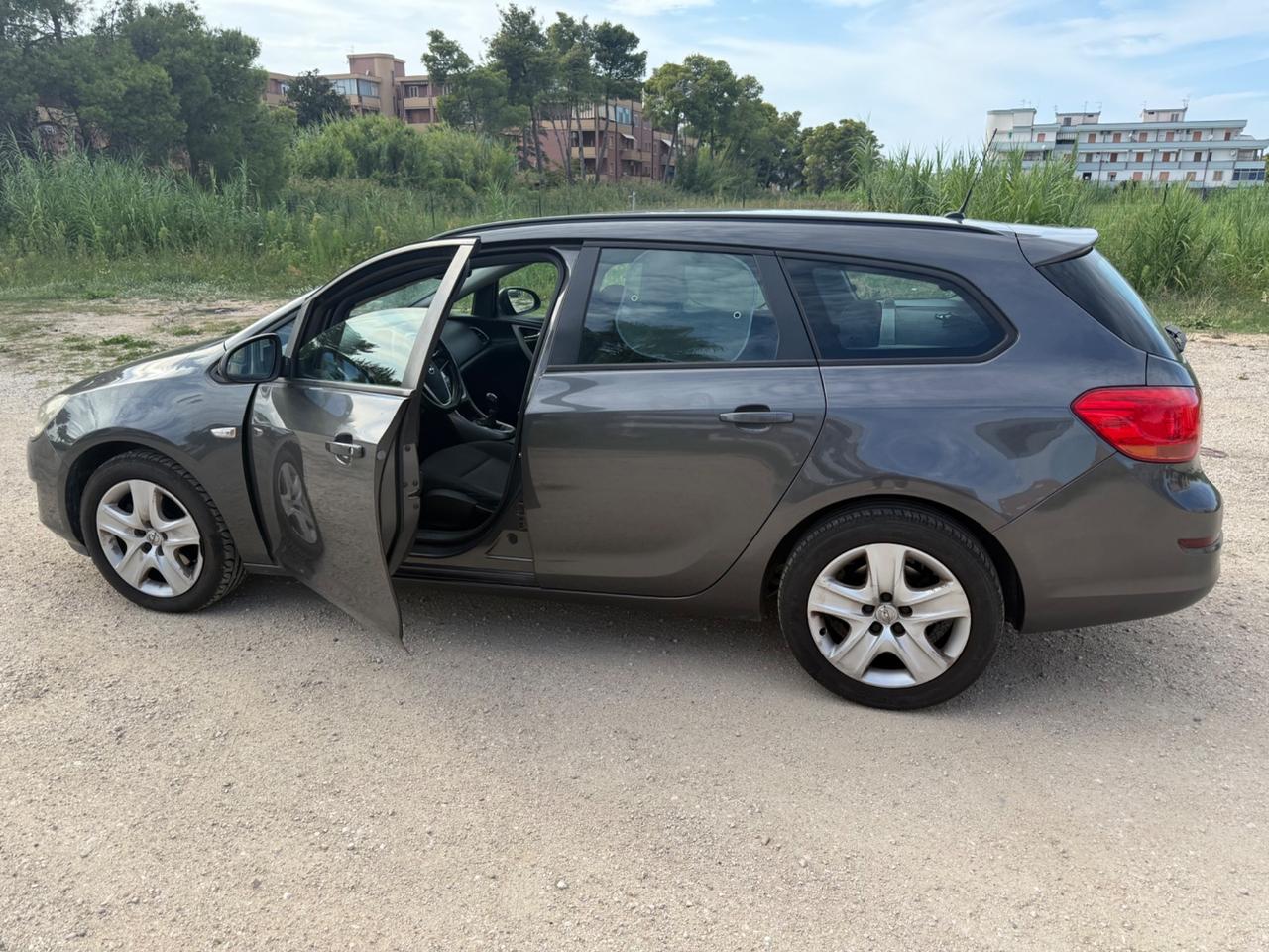 Opel Astra 1.7 CDTI 125CV 5 porte PERMUTE