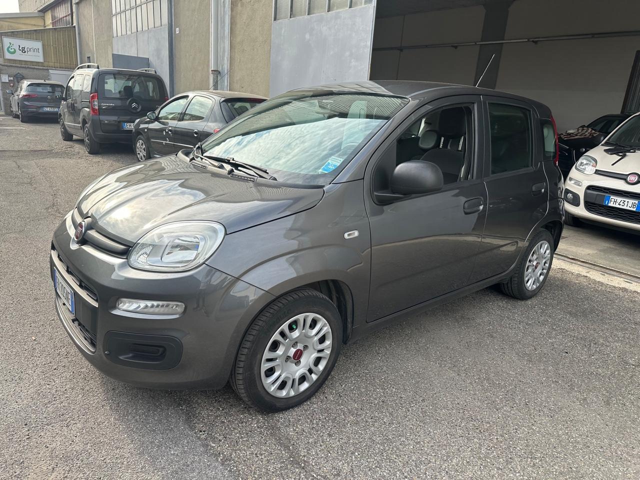 Fiat Panda 1.2 BENZINA NEOPATENTATI