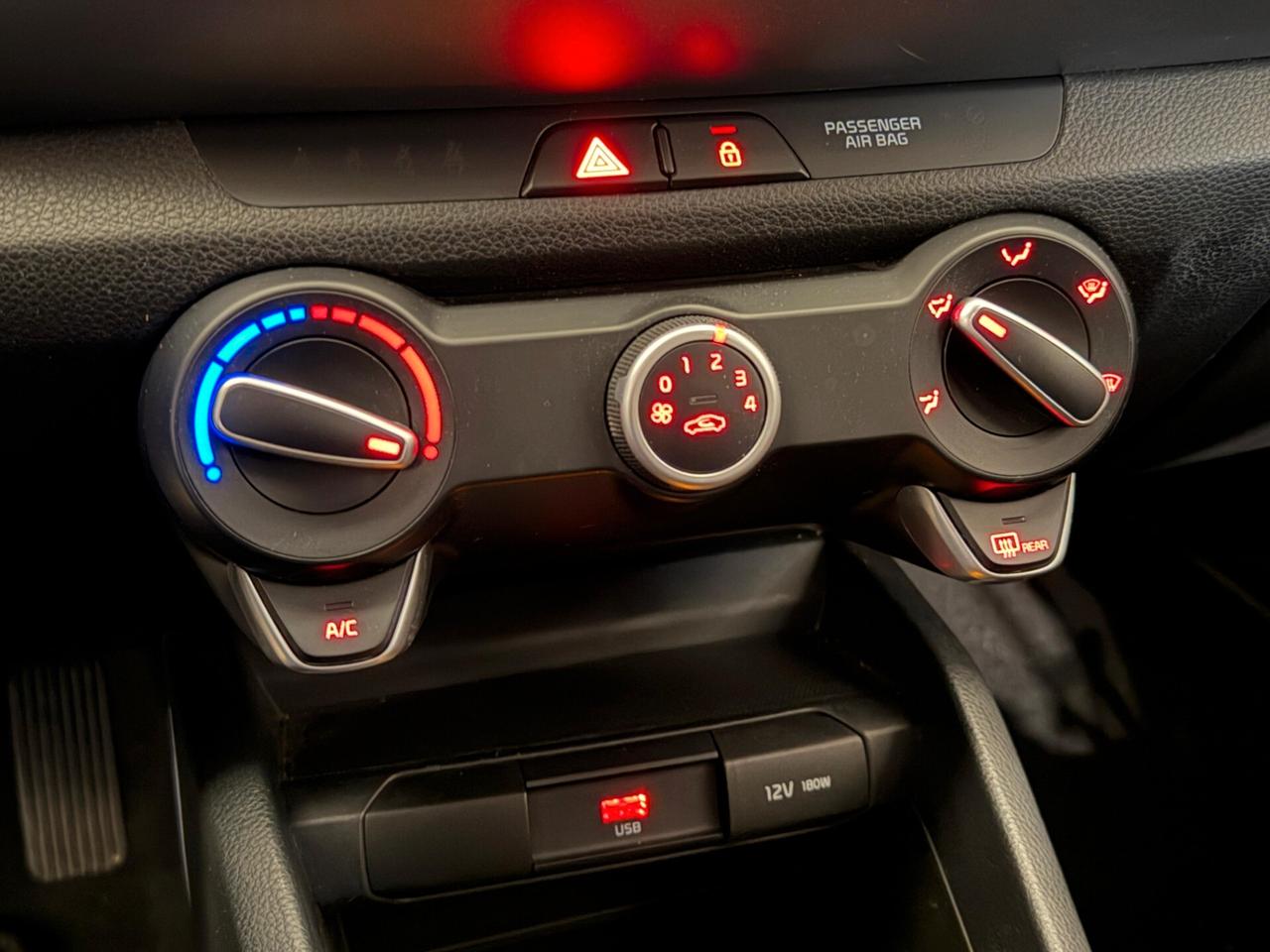 Kia Stonic 1.2 DPI Urban