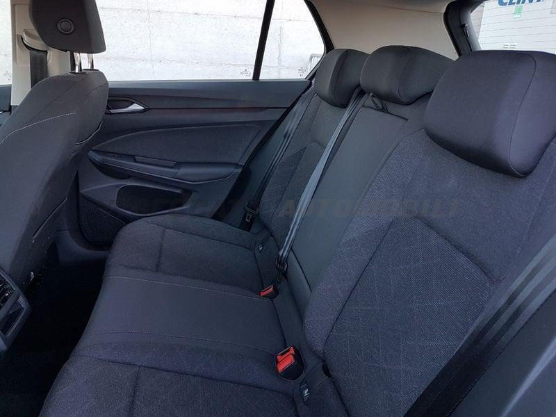 Volkswagen Golf VIII 2020 2.0 tdi Life 115cv dsg