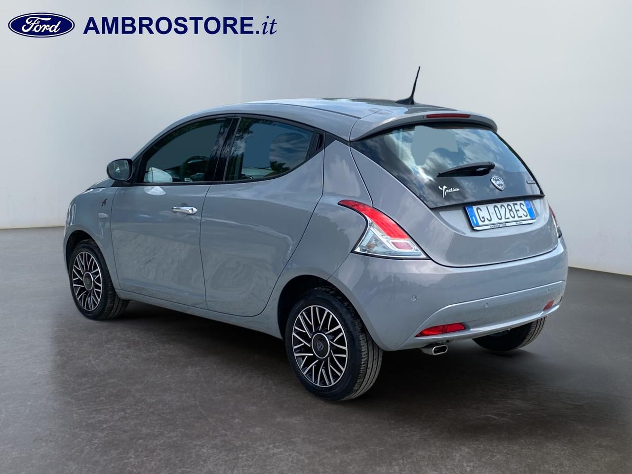 LANCIA Ypsilon III 2021 - Ypsilon 1.0 firefly hybrid Gold s&s 70cv