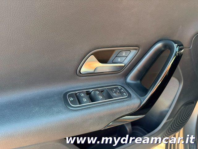MERCEDES-BENZ A 180 d Automatic Premium 116cv