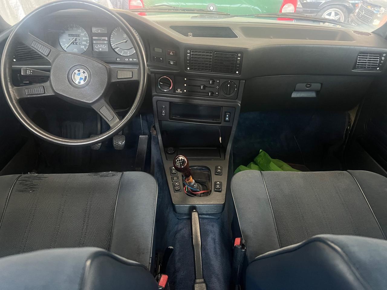 Bmw 520 i modello e28