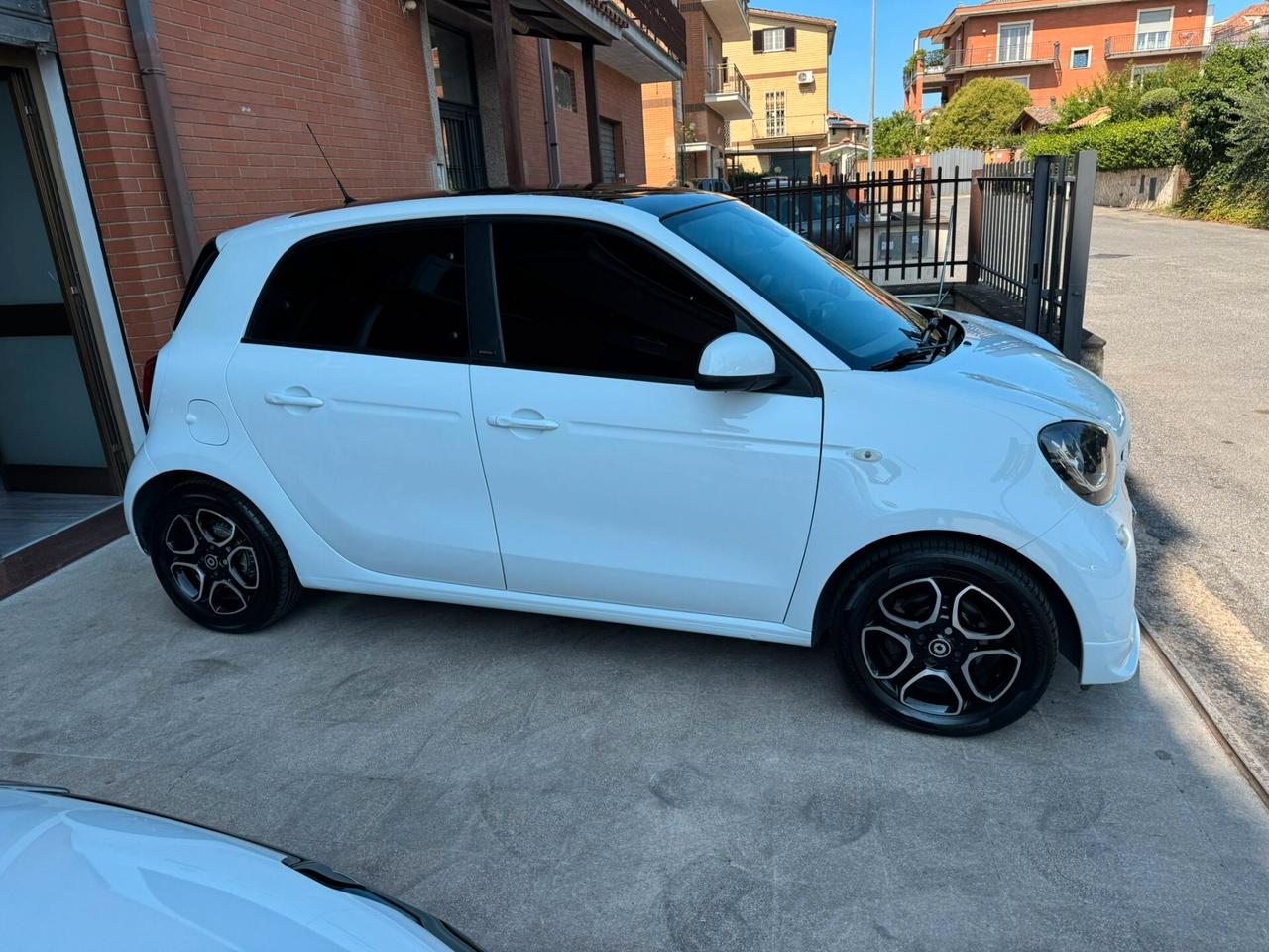 Smart ForFour 90 0.9 Turbo Brabus Style