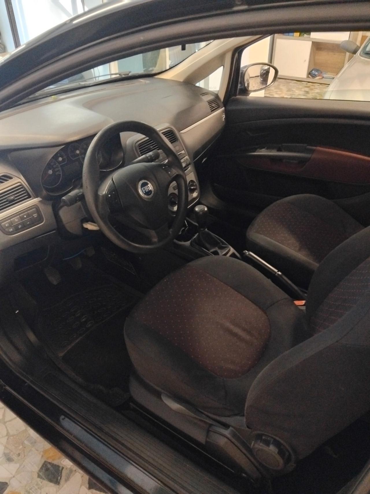 Fiat Grande Punto 1.3 MJT 75 CV 3 porte Active