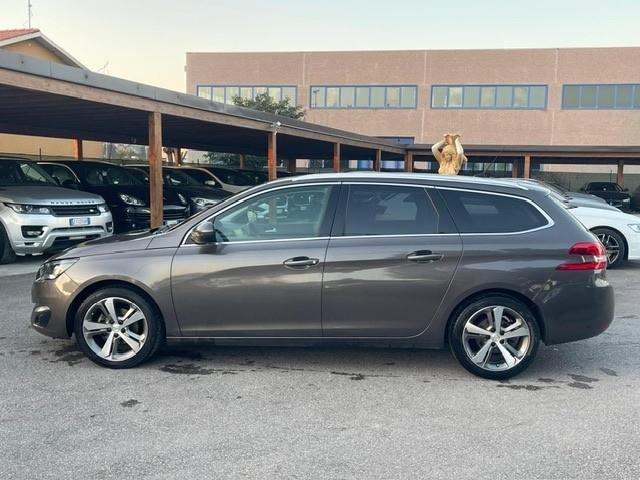 Peugeot 308 PureTech Turbo 130 S&S SW Allure
