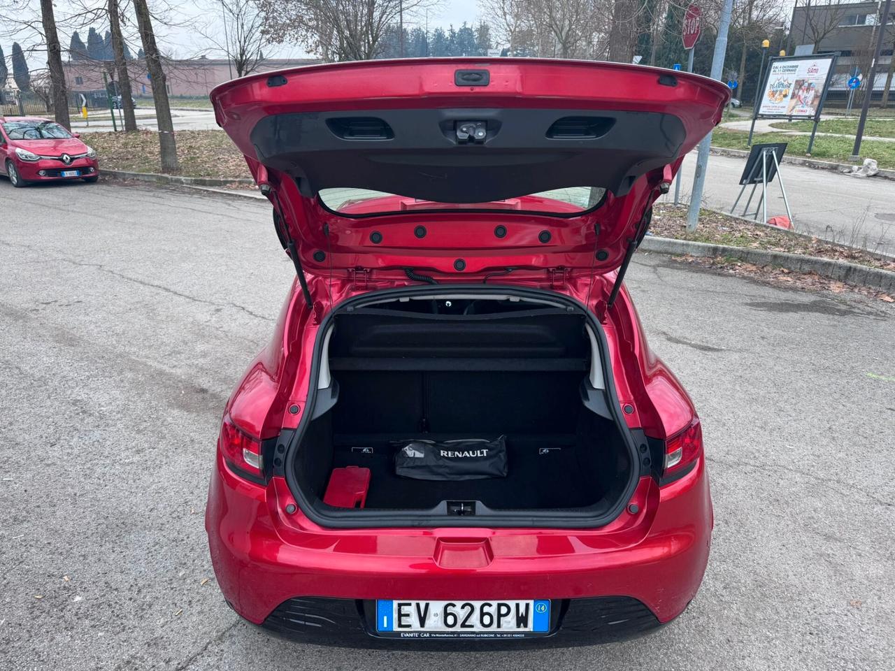 Renault Clio 1.2 75CV 5 porte Costume National