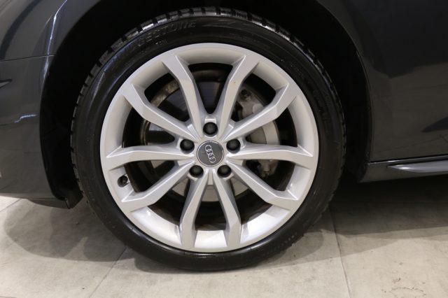 AUDI A4 40 TDI quattro S tronic Business advanced