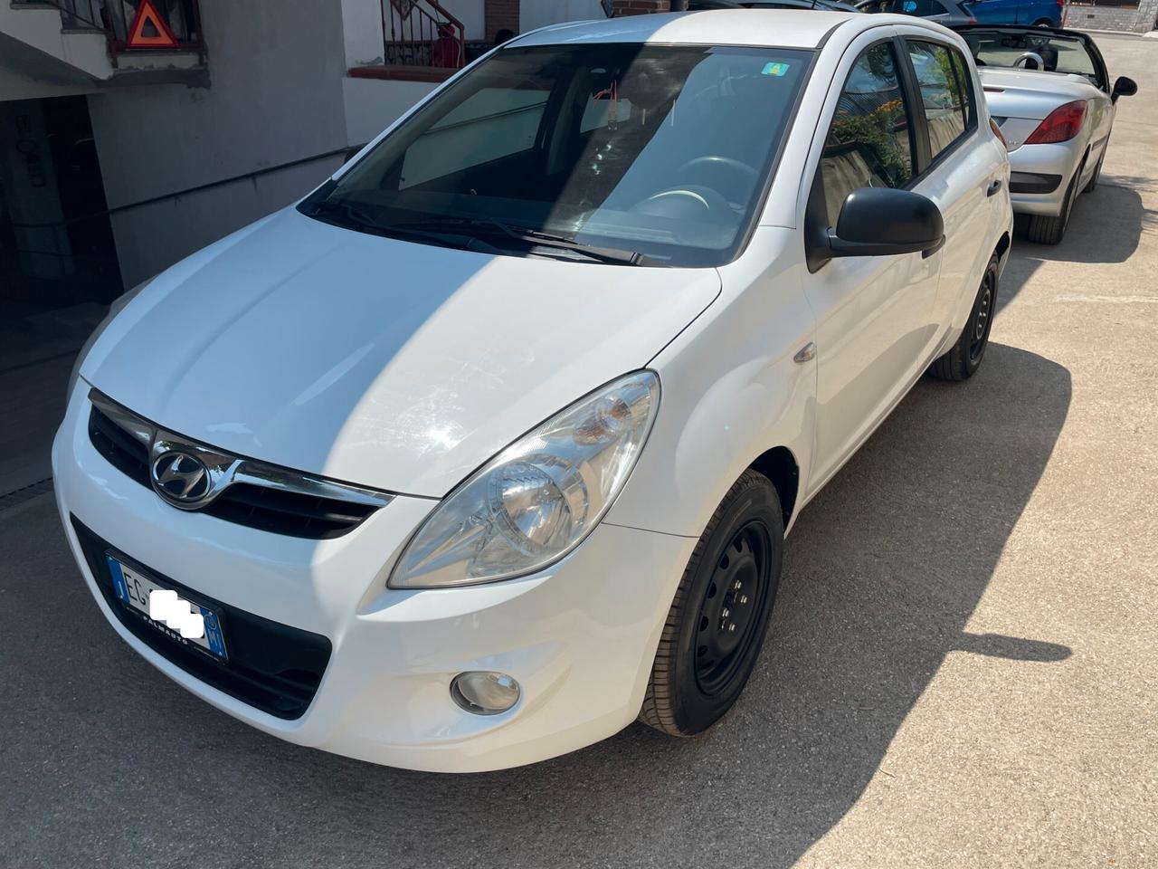 Hyundai i20 1.2 Comfort Full Catena nuova+tagliando