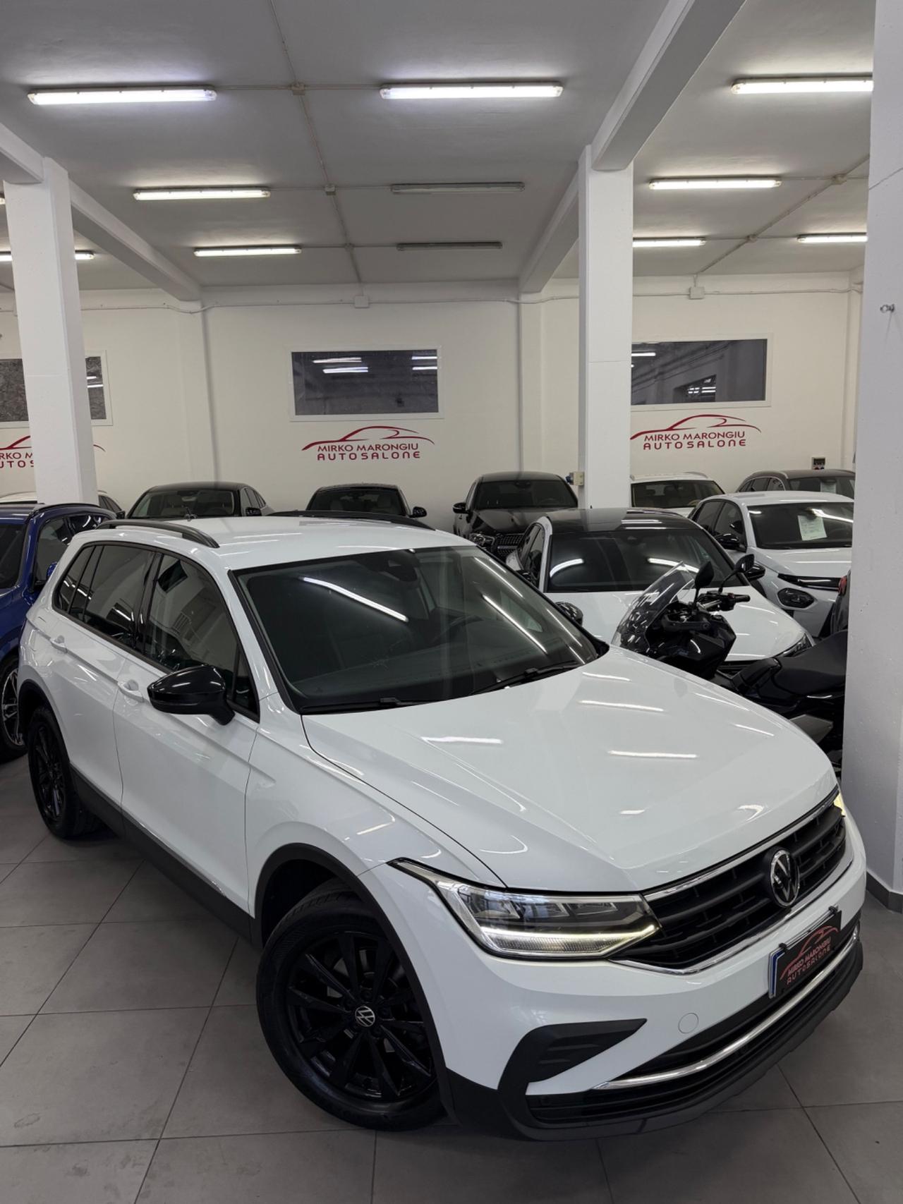 VW Tiguan 2.0 TDI 150 CV SCR DSG FINANZIABILE
