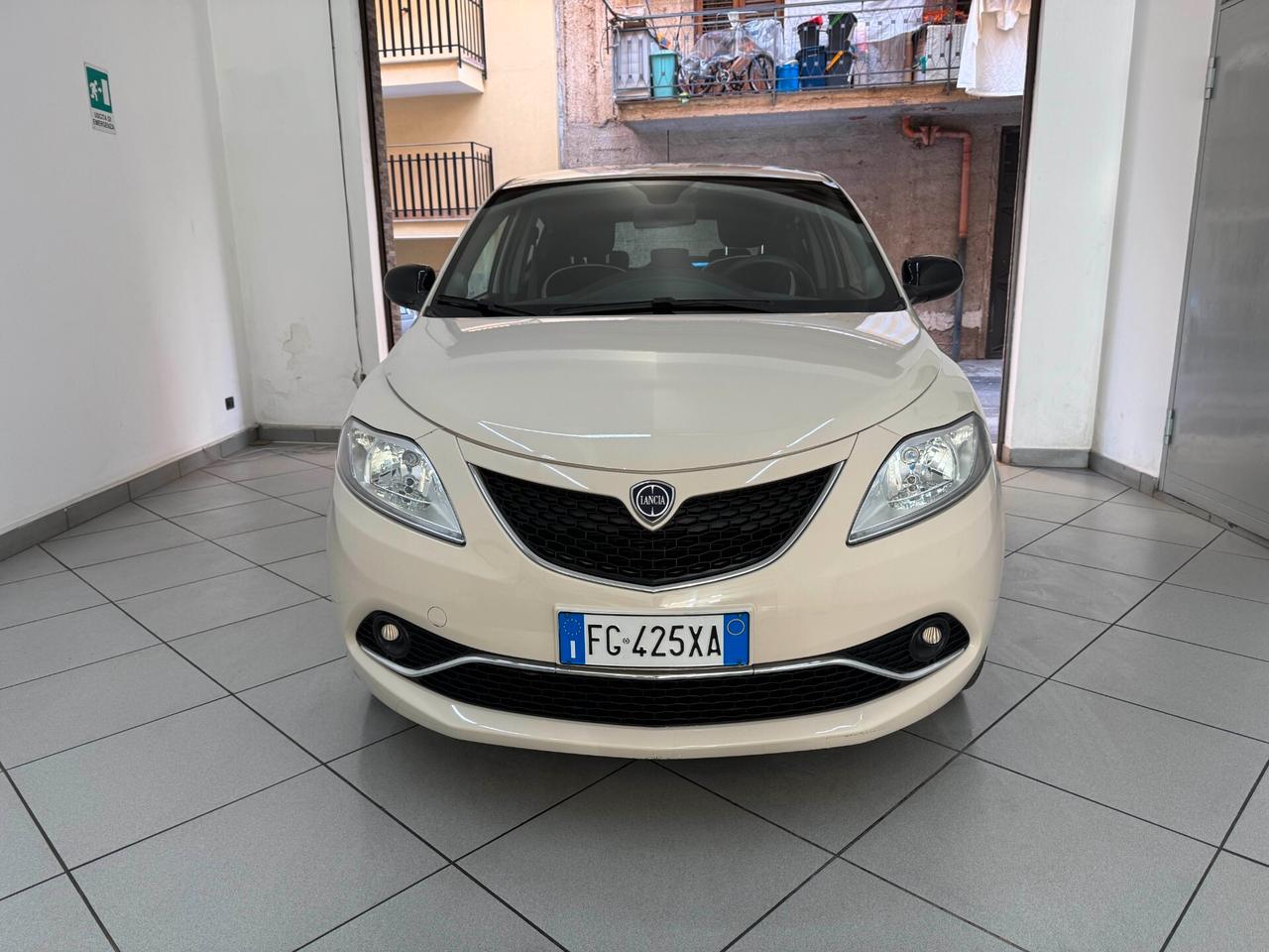 Lancia Ypsilon 1.3 MJT 16V 95 CV 5 porte Gold 2017
