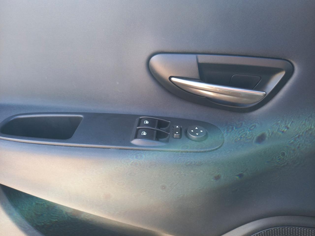 Lancia Ypsilon 1.2 69 CV 5 porte GPL Ecochic Mya