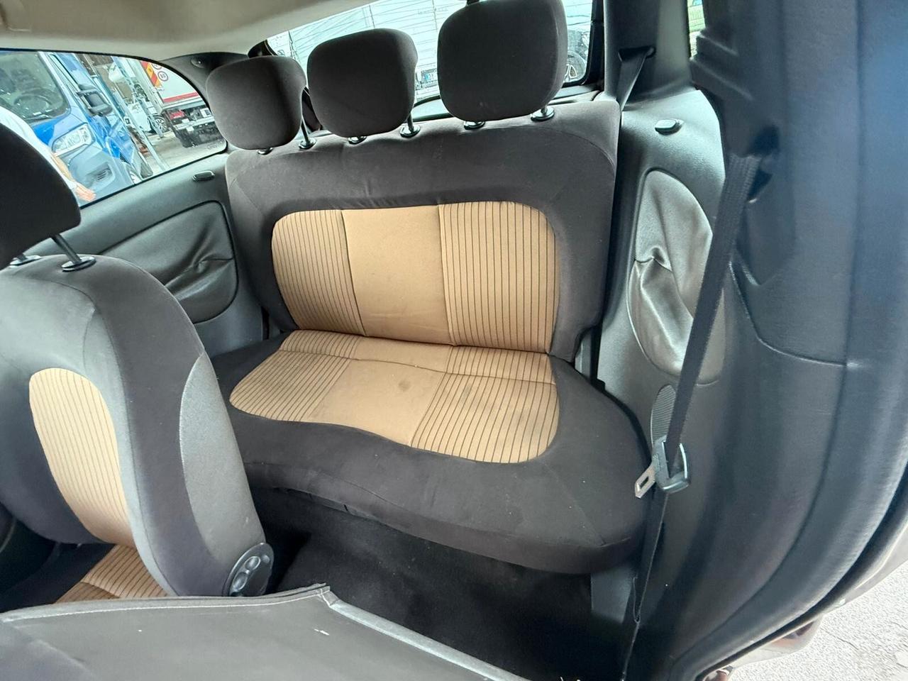 Lancia Ypsilon 1.2 Argento