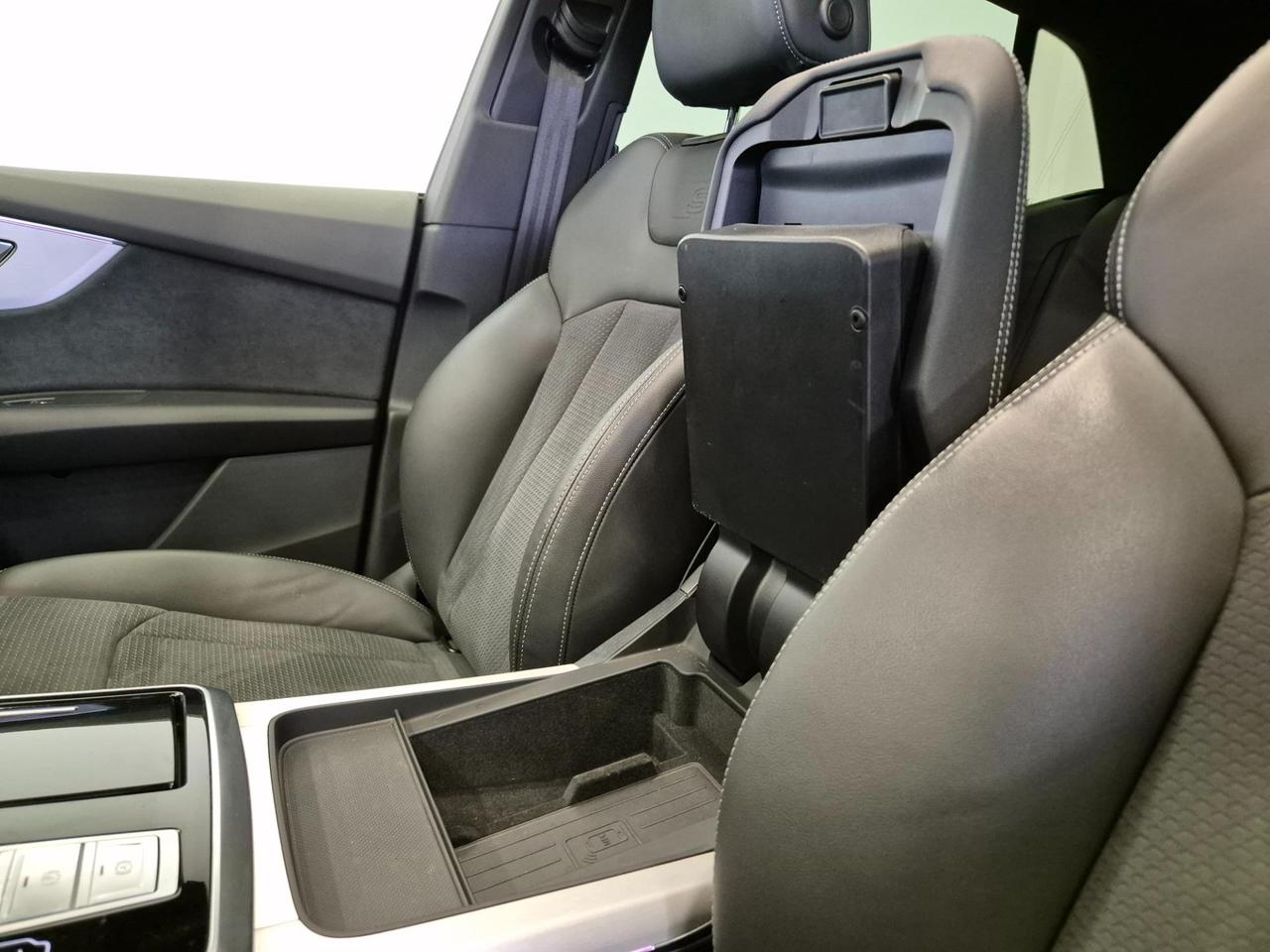 Audi Q8 3.0 tdi mhev S line edition quattro 286cv Tetto Panor. Fari Matrix