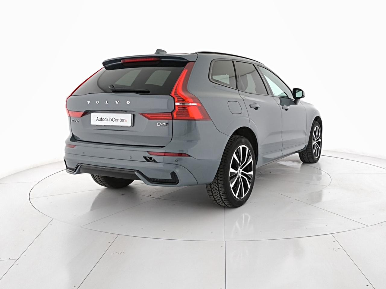 VOLVO XC60 N1 2.0 B4 d Plus Dark