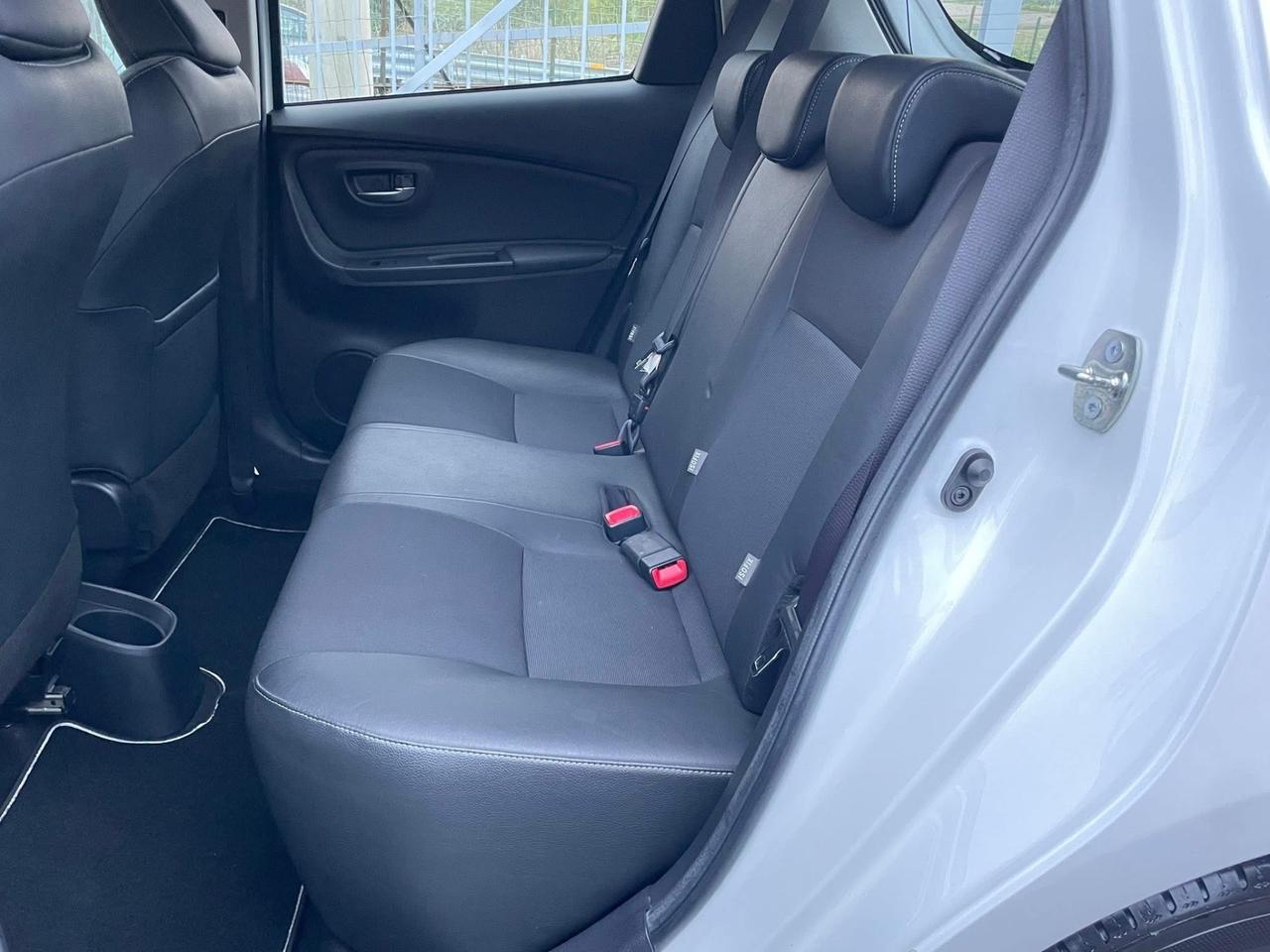 Toyota Yaris 1.4 D-4D 5 porte Lounge