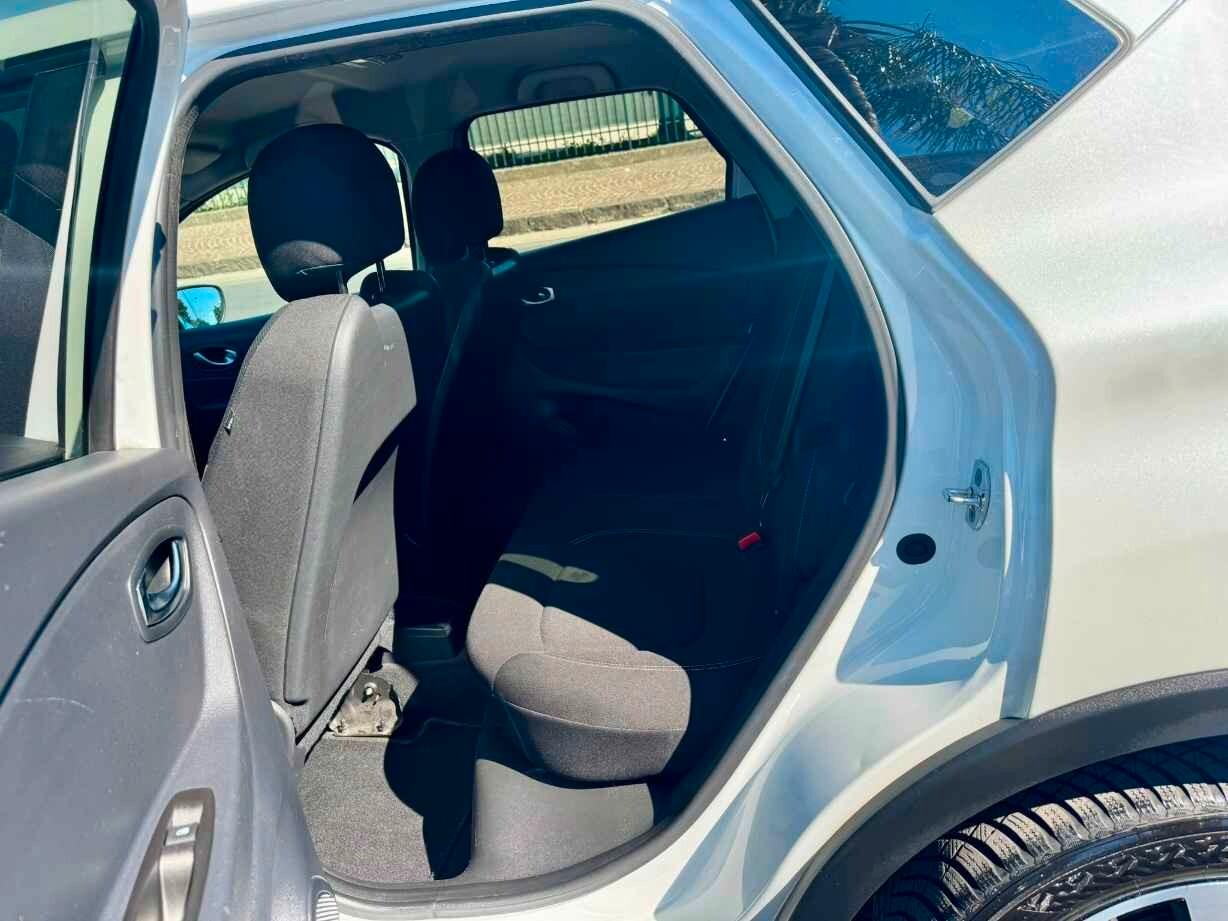Renault Captur 1.5 dCi 110 CV Energy Initiale Paris
