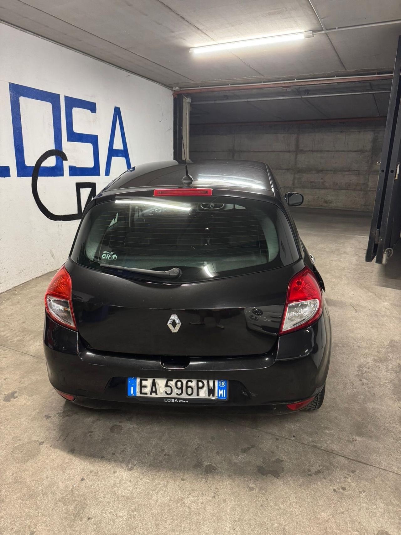 Renault Clio 1.2 16V 5 porte 2010