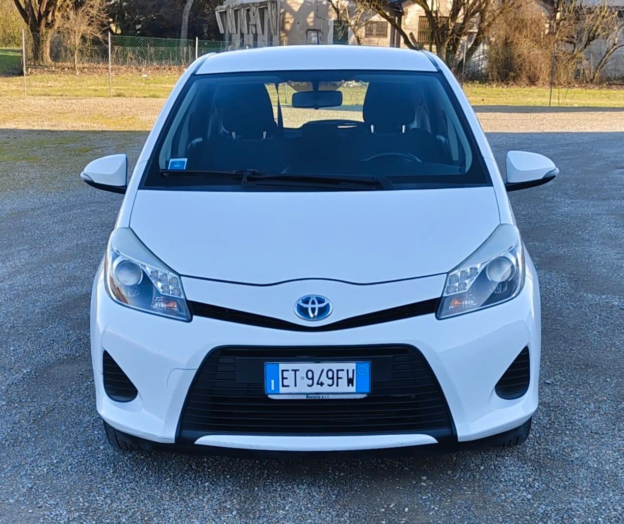 Toyota Yaris 1.5 Hybrid 5 porte Lounge