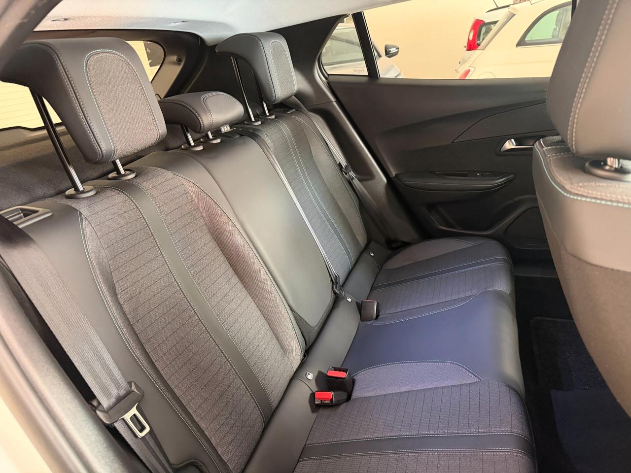 Peugeot 2008 BlueHDi 110 S&S Allure