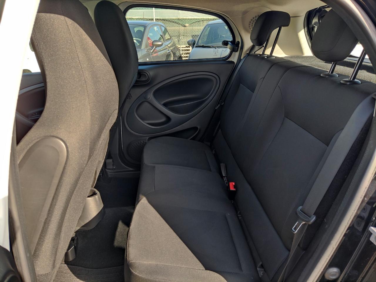 Smart ForFour 70 1.0 Youngster