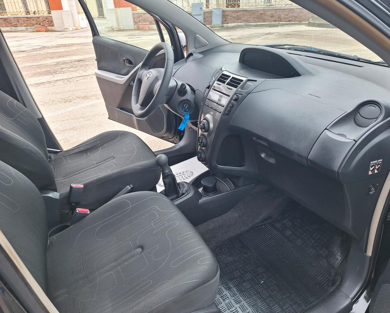 Toyota Yaris 1.0 benzina 5 porte 2009 PERFETTA