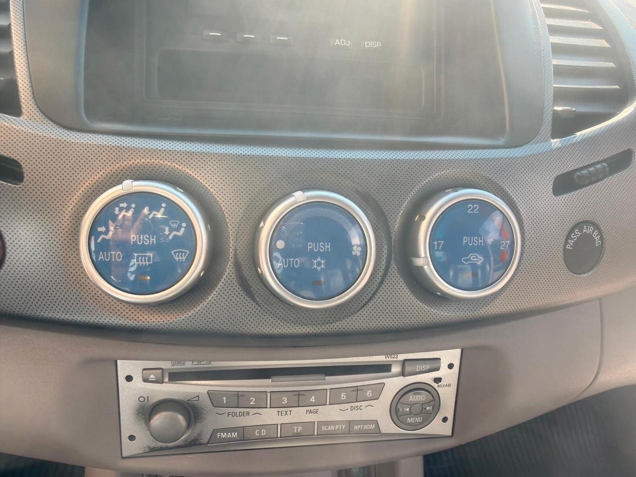 Mitsubishi L200 2.5 DI-D/136CV Double Cab