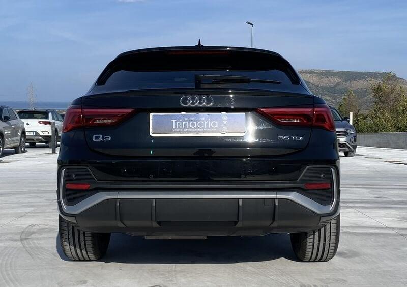 Audi Q3 SPB S line interno ed esterno 2.0 TDI 150CV S-Tronic 35