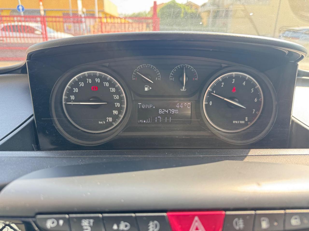 Lancia Ypsilon Gold 1.2 LPG #11723