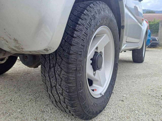 SUZUKI Jimny 1.3i 16V cat 4WD JLX Special