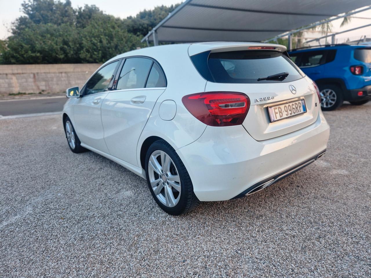 Mercedes-benz A 200 d Premium
