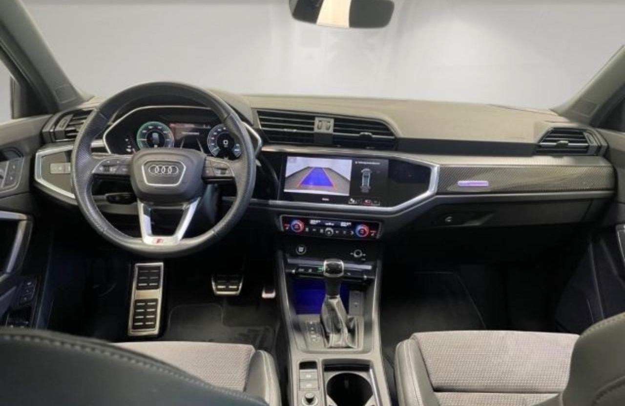 Audi Q3 45TFSI S tronic S LINE interno esterno Cerchi Sonos tetto