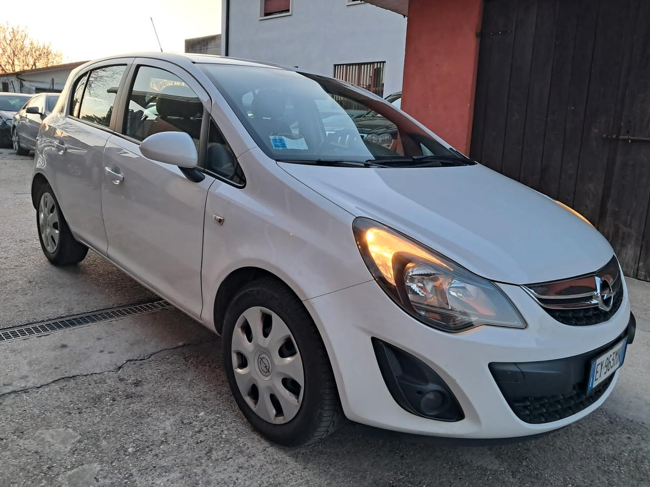 Opel Corsa 1.2 85CV 5 porte GPL-TECH Edition