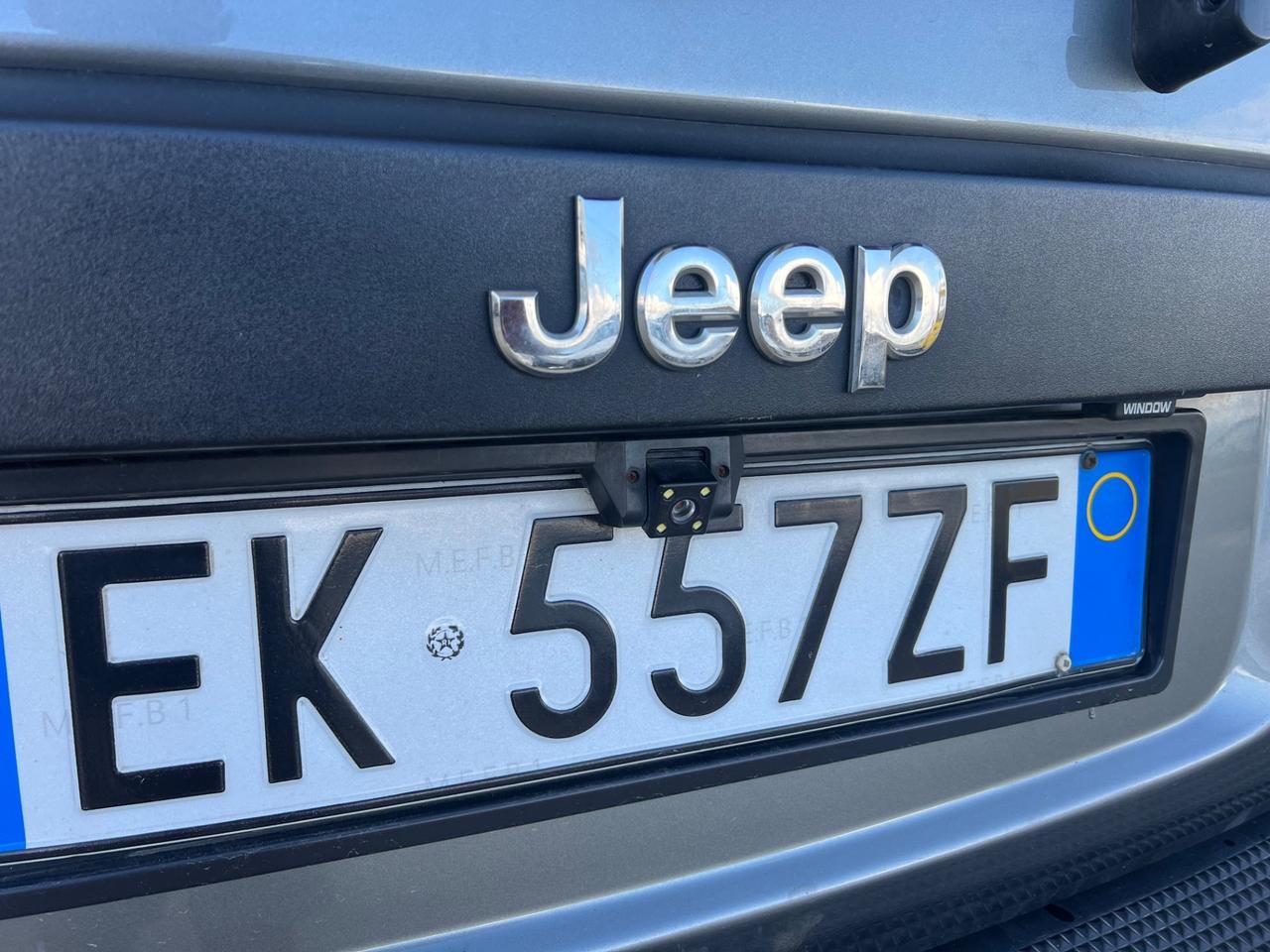 Jeep Cherokee 2.8 CRD DPF Sport Auto