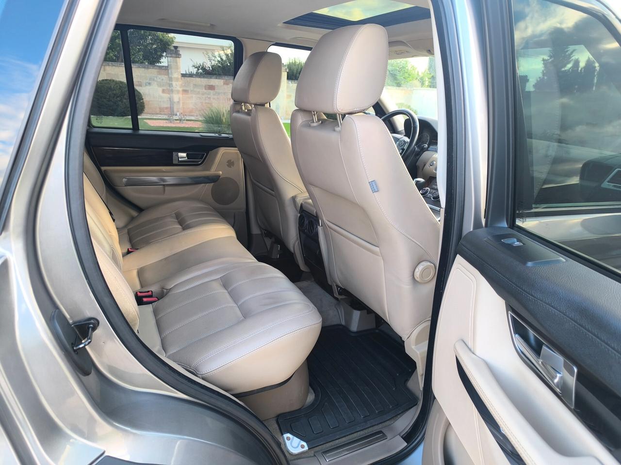 Land Rover Range Sport 3.0 SDV6 HSE perfetta in tutto