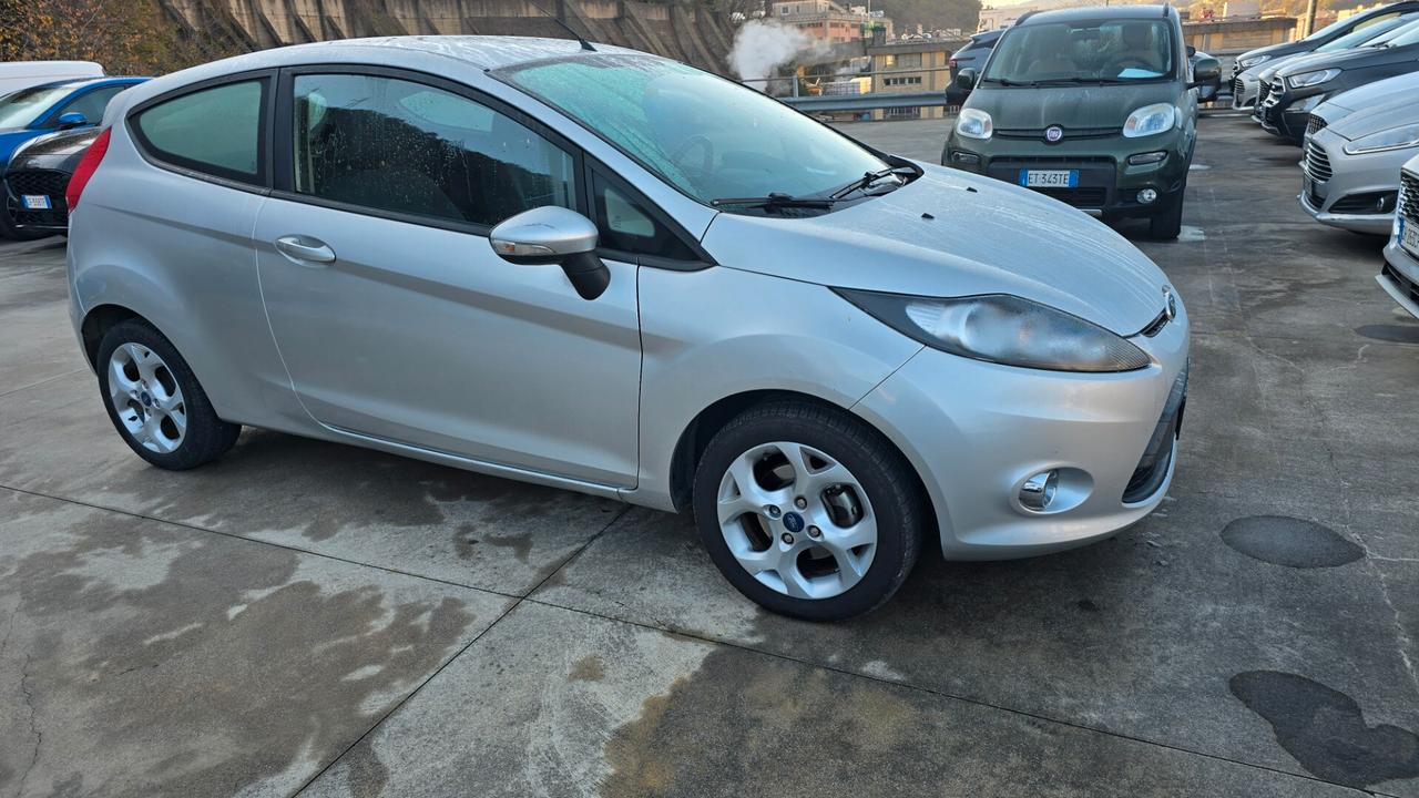 Ford Fiesta 1.2 82CV 3 porte Titanium