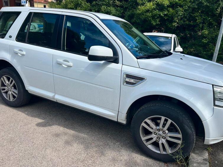 Land Rover Freelander 2.2 eD4 2WD S.W. SE