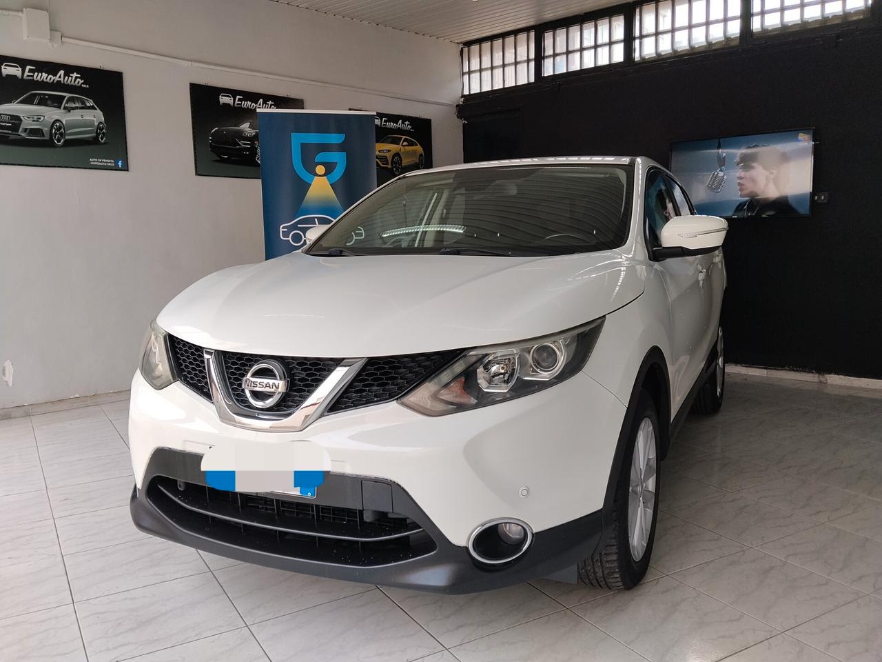 Nissan Qashqai 1.5 diesel 2014 CON GARANZIA