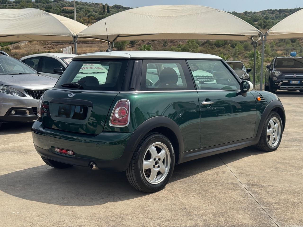 Mini 1.6 16V One (55kW)