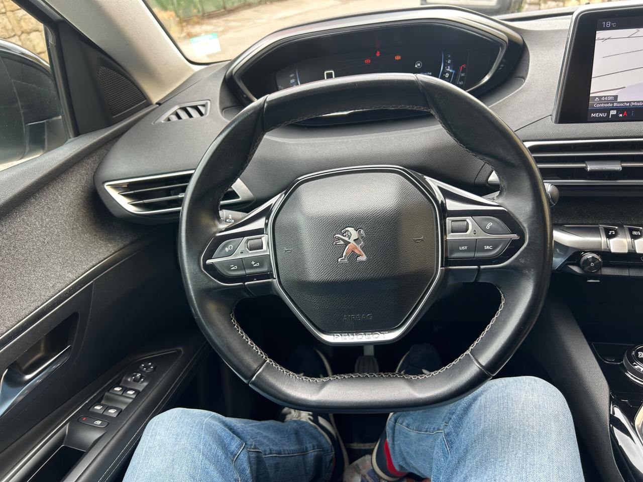 Peugeot 3008 BlueHDi 130 S&S EAT8 Allure