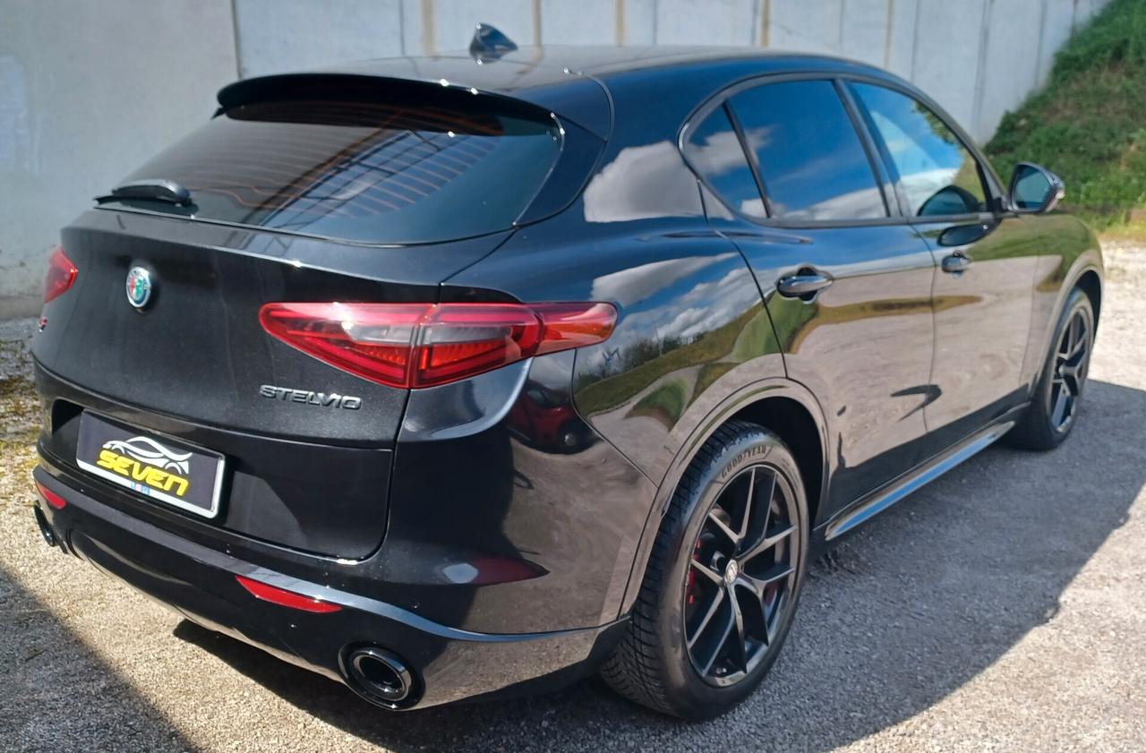 Alfa Romeo Stelvio 2.2 Turbodiesel 210 CV AT8 Q4 Veloce