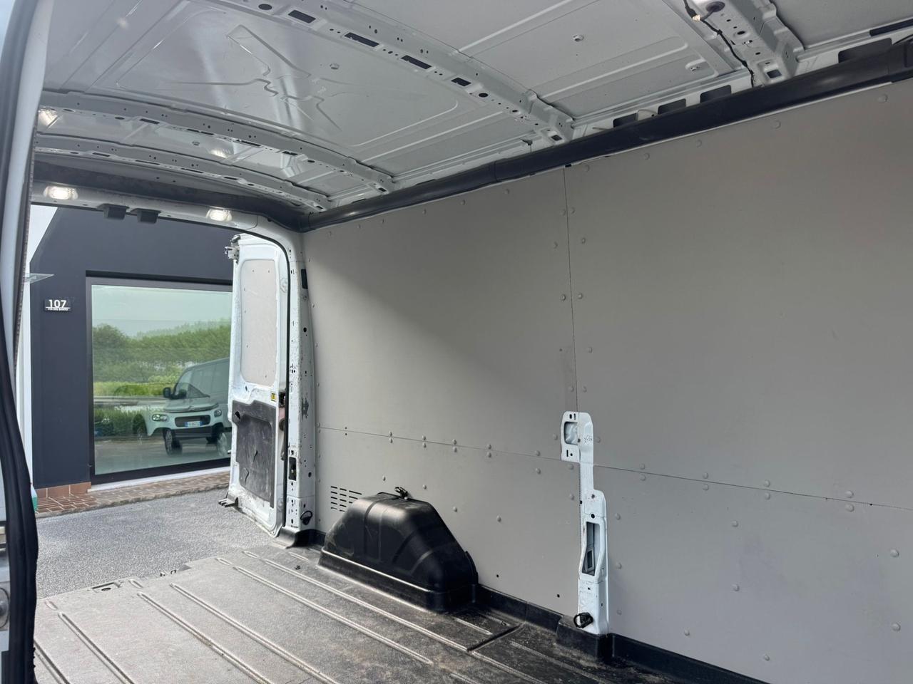 Ford Transit 330 2.0TDCi EcoBlue 130CV PL-TM Furgone Trend