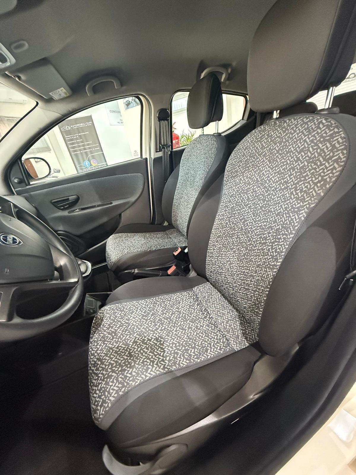Lancia Ypsilon *HYBRID* PRONTA CONSEGNA!