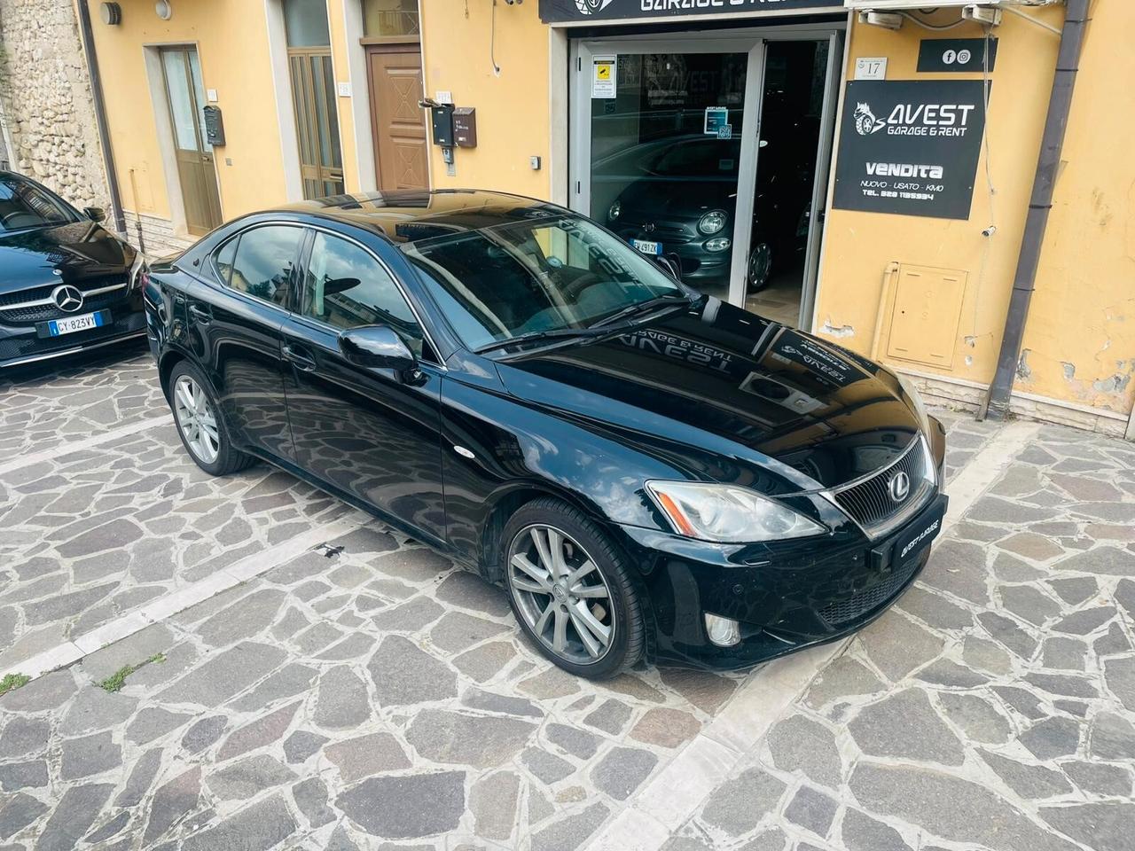 Lexus IS 220d 2.2 16V Sport + Tetto